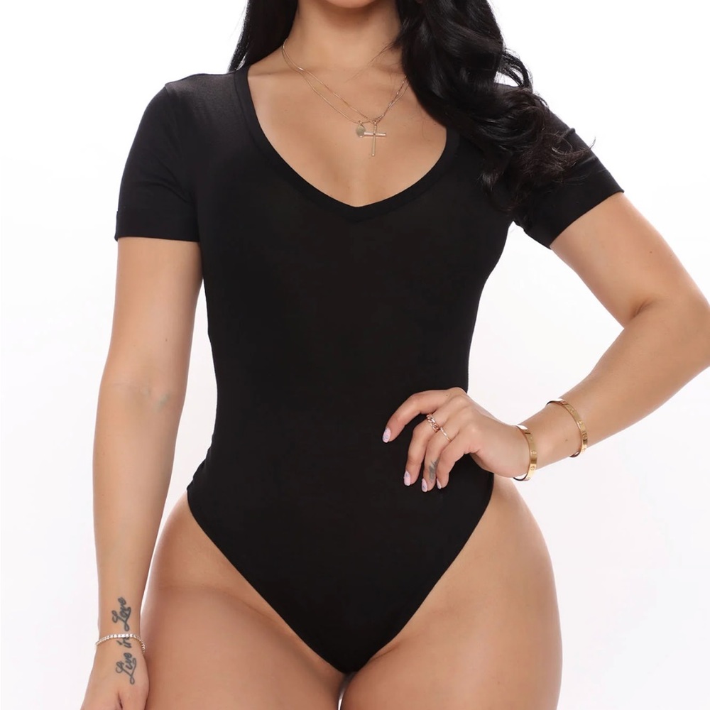 Fashion Nova Black Favorite Tee Bodysuit Size L